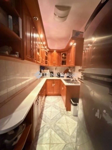 Elad� lak�s, Budapest 8. ker.