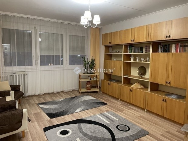 Elad� lak�s, Budapest 8. ker.