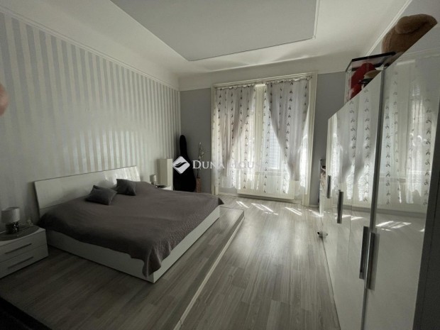 Elad� lak�s, Budapest 8. ker.