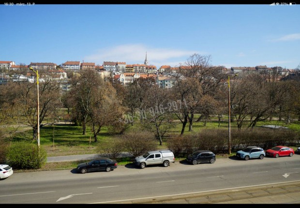 Elad� lak�s, Budapest, 1. ker�let  Krisztinav�ros, 79900000 Ft, 361_ph