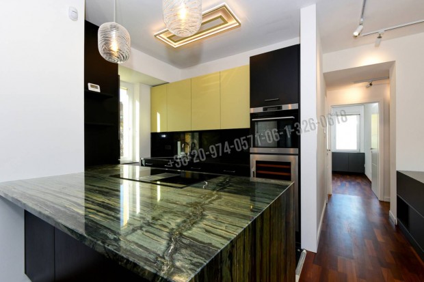 Elad� lak�s, Budapest, 2. ker�let  Szeml�hegy, 287000000 Ft, 1 1549_bl