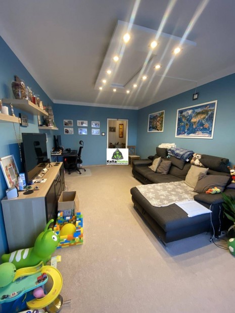 Elad� lak�s, Budapest, 3. ker�let  B�k�smegyer, 66900000 Ft, 56 662_kh