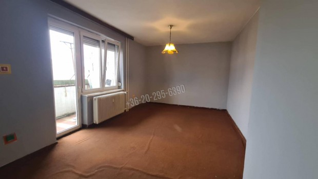 Elad� lak�s, Duna�jv�ros Belv�ros, Vasm� �t, 29500000 Ft, 45 n 149_krt