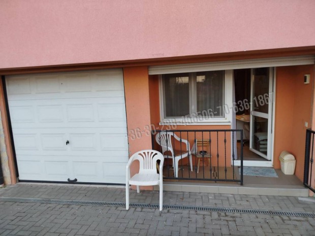 Elad� lak�s, Eger K�rolyv�ros, 59000000 Ft, 59 nm 750_med