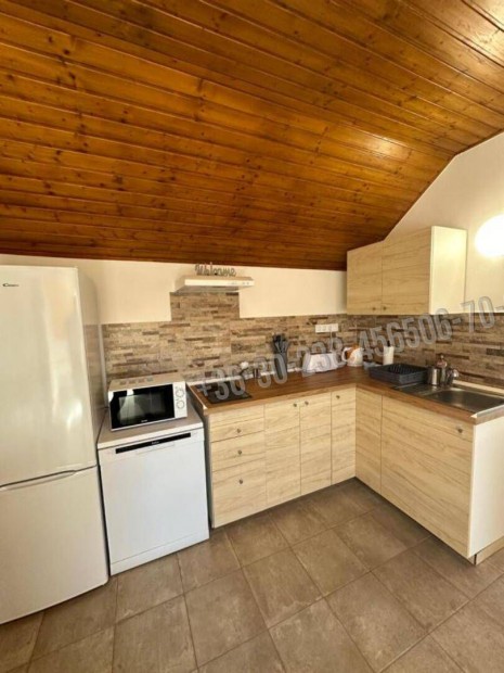 Elad� lak�s, Eger R�ch�stya, 56900000 Ft, 63 nm 757_med