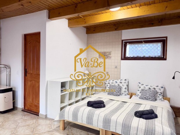 Elad� lak�s, Eger R�ch�stya, 56900000 Ft, 70 nm 66_vsn