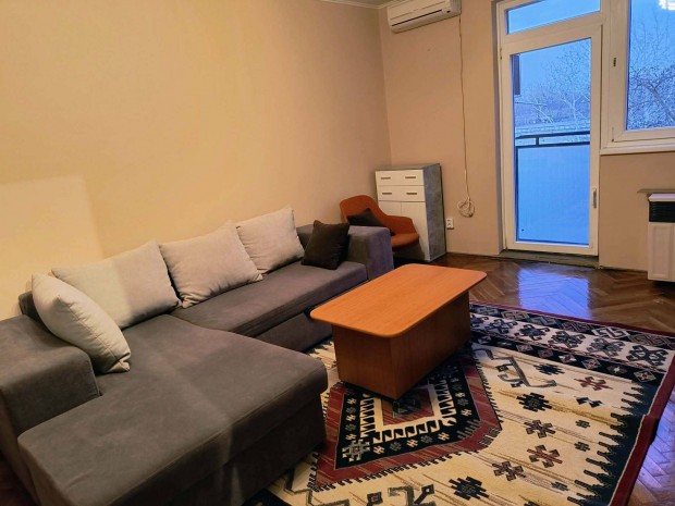 Elad� lak�s, Kalocsa, Paksi k�z 34