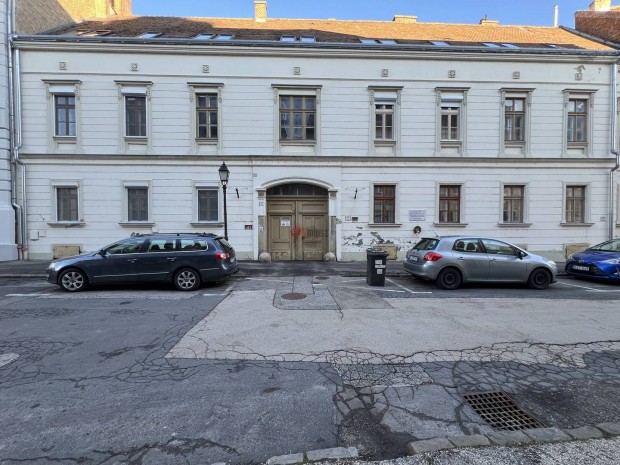 Elad� lak�s, Sz�kesfeh�rv�r Belv�ros, T�ncsics Mih�ly utca, 129 176_rd