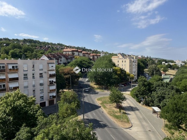 Eladó lakás, Szekszárd