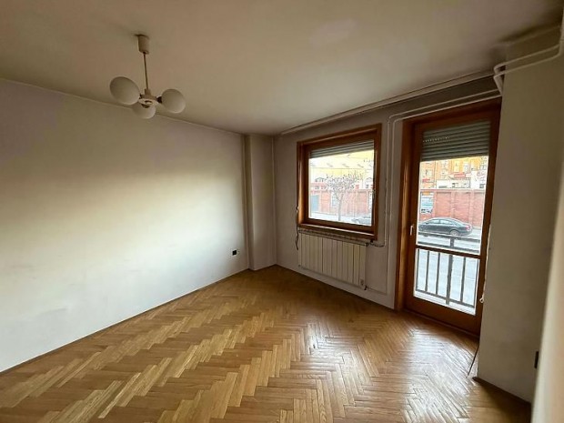 Elad� lak�s - Budapest III. ker�let, �buda