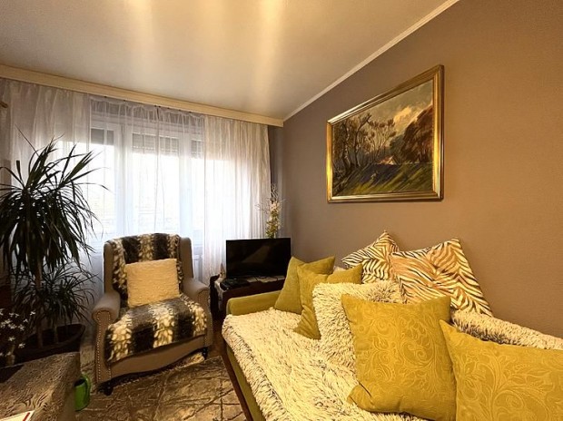 Elad� lak�s - Budapest III. ker�let, �buda