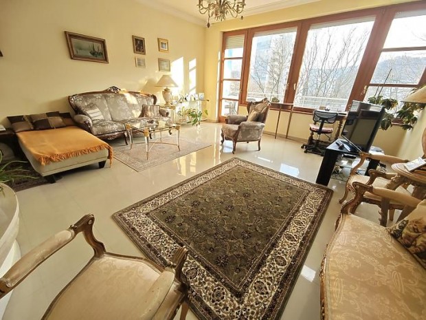 Elad� lak�s - Budapest II. ker�let, H�rshegyi �t