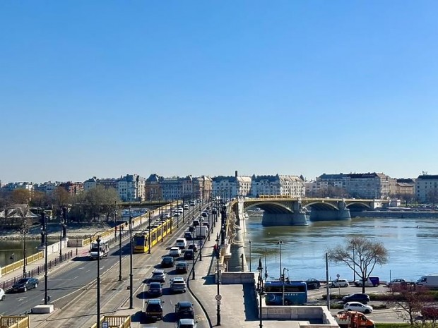 Elad laks - Budapest II. kerlet, Vzivros