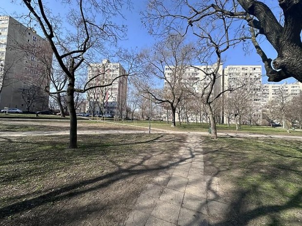 Elad� lak�s - Budapest IV. ker�let, Pozsonyi utca