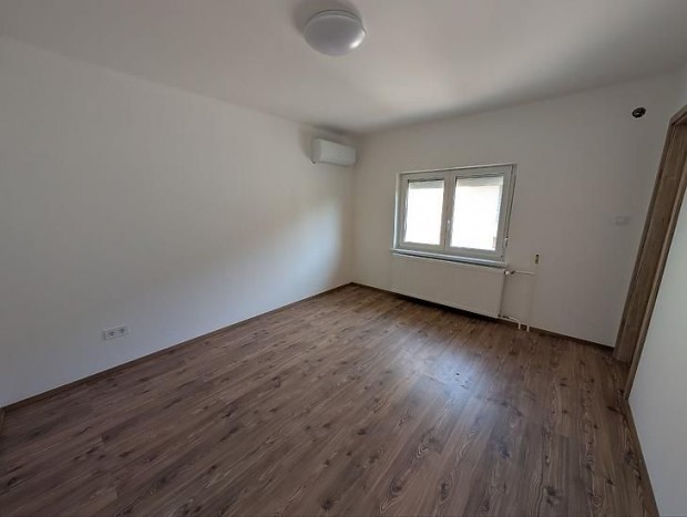 Elad� lak�s - Budapest IV. ker�let, �jpest