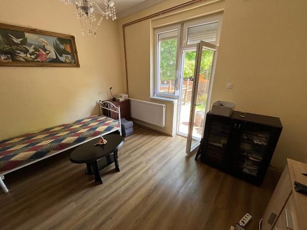 Elad� lak�s - Budapest IV. ker�let, �jpest