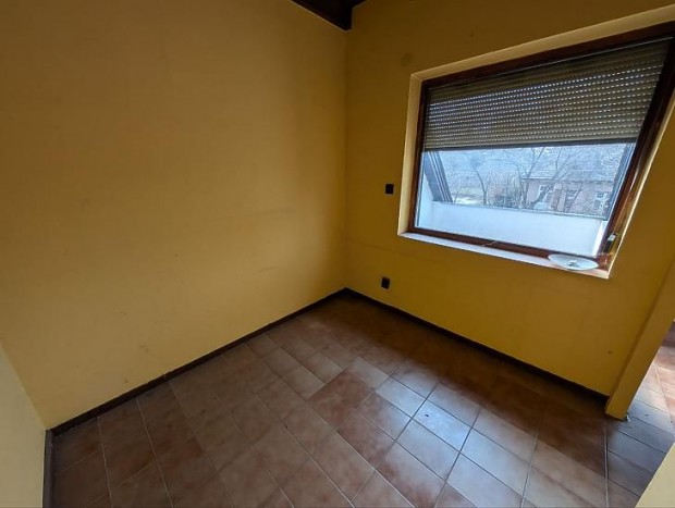 Elad� lak�s - Budapest IV. ker�let, �jpest