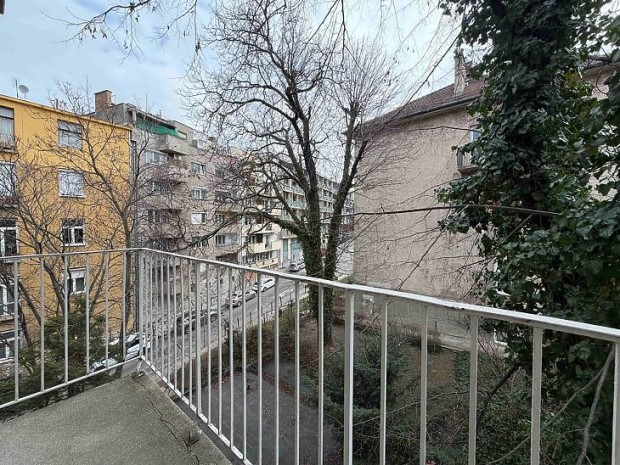 Elad� lak�s - Budapest I. ker�let, Naphegy utca