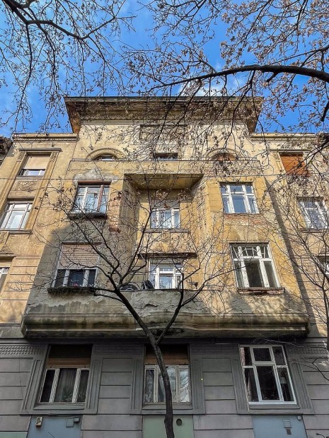 Elad� lak�s - Budapest VIII. ker�let, J�zsef utca