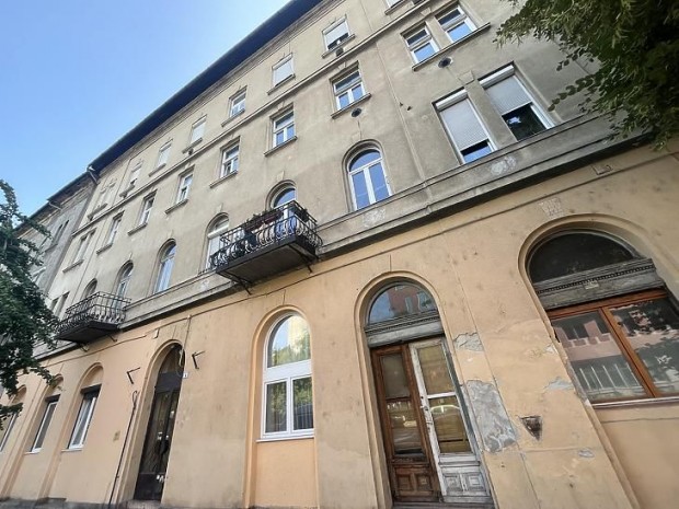 Elad laks - Budapest VII. kerlet, Dzsa Gyrgy t