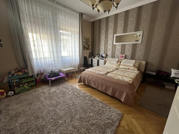 Elad� lak�s - Budapest VII. ker�let, Garay utca