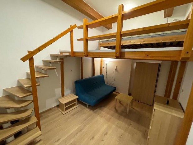 Elad� lak�s - Budapest VII. ker�let, Istv�n utca