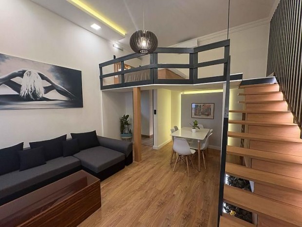 Elad� lak�s - Budapest VI. ker�let, V�r�smarty utca