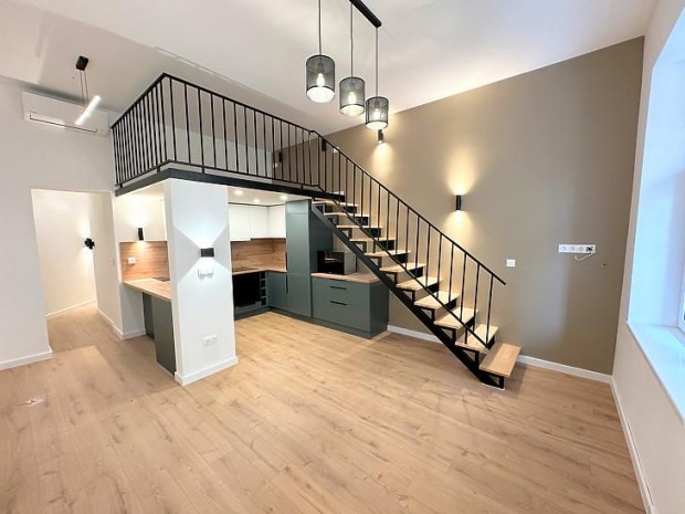 Elad� lak�s - Budapest XIII. ker�let, Visegr�di utca