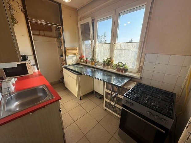 Elad� lak�s - Budapest XVII. ker�let, R�koskereszt�r