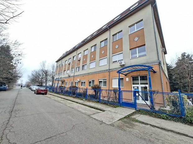 Elad� lak�s - Budapest XVI. ker�let, M�ty�sf�ld