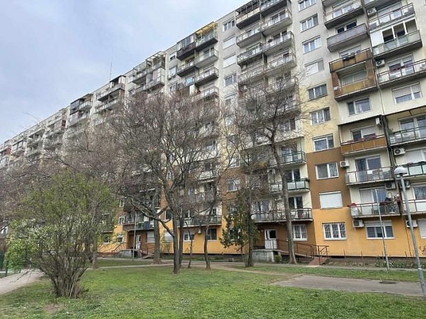 Elad� lak�s - Budapest XV. ker�let, �jpalota