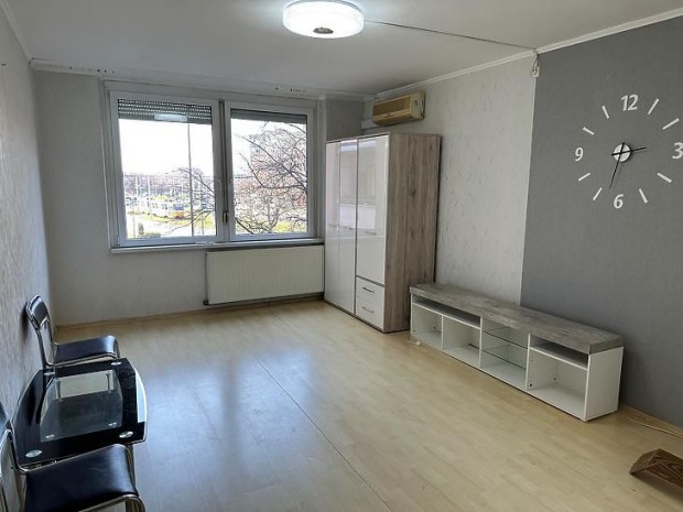 Elad� lak�s - Budapest X. ker�let, �hegy