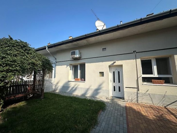 Elad� lak�s - Budapest X. ker�let, �hegy