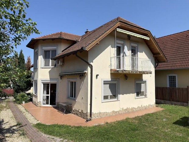Eladó lakás - Szentendre