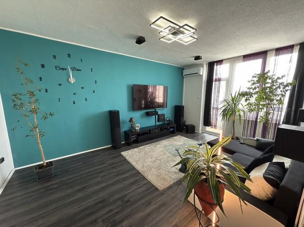 Eladó lakás - Szentendre