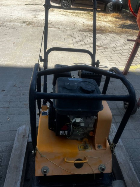 Elad lapvibrtor
