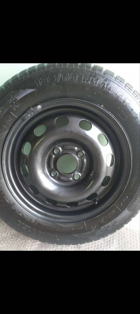 Elado lemezfelni teligumival 