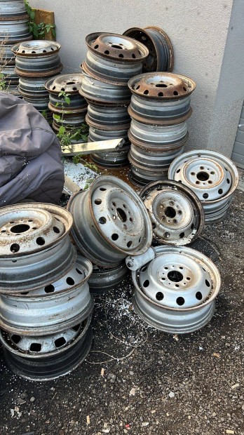 Elad� lemezfelni t�bb m�retben