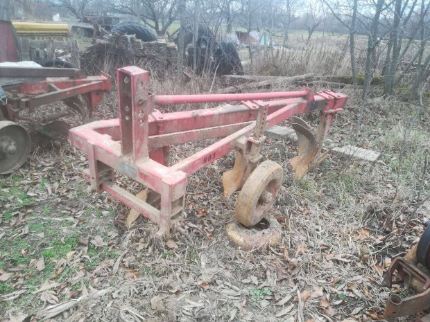 Elad magas szr Khne 3 -as eke tbb darab