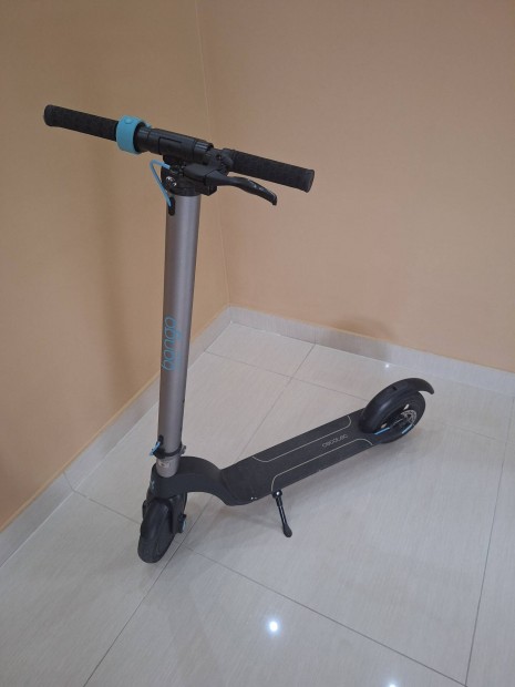 Eladó majdnem új elektromos roller