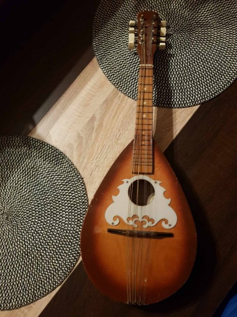 Eladó mandolin 