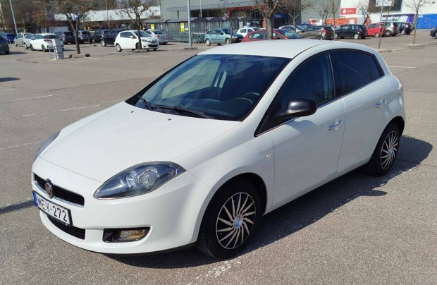 Elad� megk�m�lt Fiat Bravo 1.6 Mjet Easy
