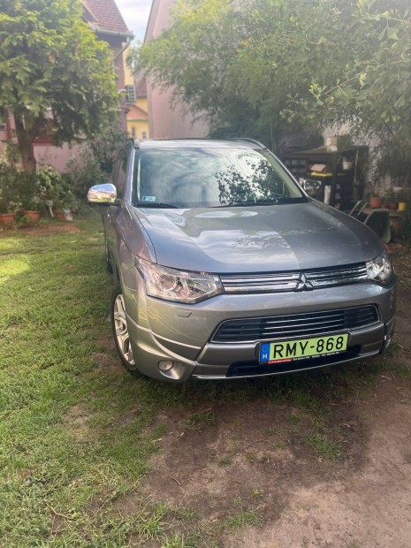 Elad megkmlt Mitsubishi Outlander (Phev)