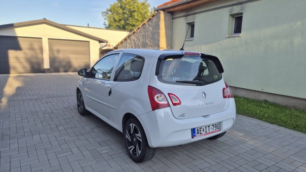 Elad megkmlt Twingo