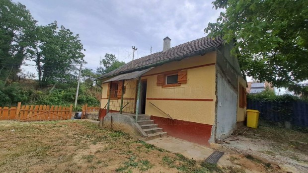 Eladó mézeskalács házikó Visz településen