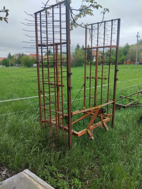 Eladó mezőgazdasági eszközök