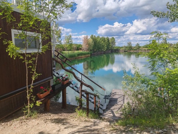 Elad� mez�gazdas�gi ingatlan D�legyh�za