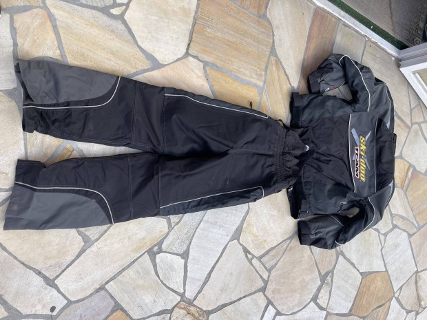 Eladó motoros hószan ruha