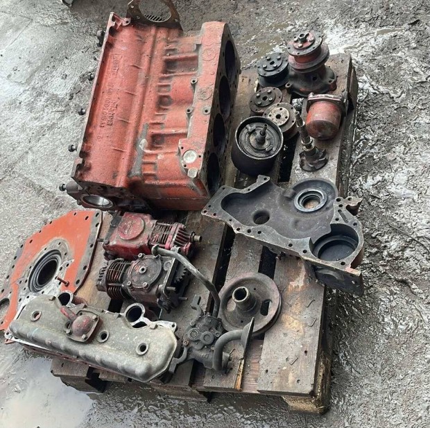 Elad mtz 80-82 motor alkatrszek 