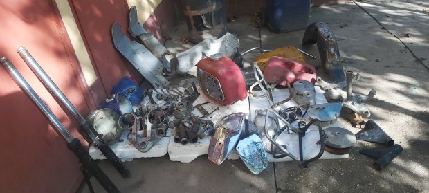 Eladó mz ts 125 hátsó sárvédő